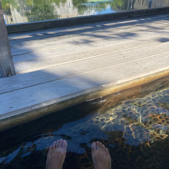片山津温泉 「足の湯 えんがわ」