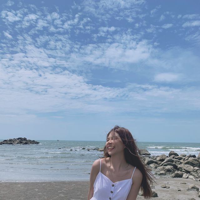 หาดทรายเม็ดแรก หาดแรกพบเมื่อออกสู่พื้นที่อ่าวไทย🌊