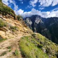 Tiger Leaping Gorge trekking - you can do it!