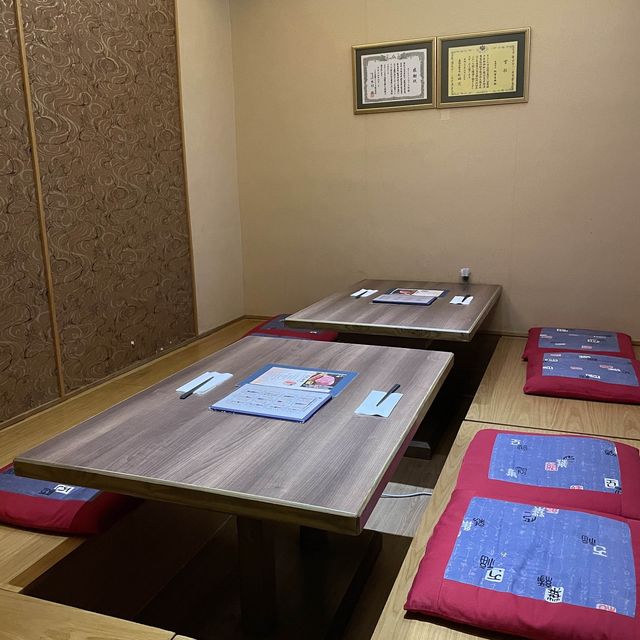 📍華小料理屋 