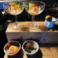 พักผ่อนบน Rooftop Bar ใจกลางรัชดา 212 