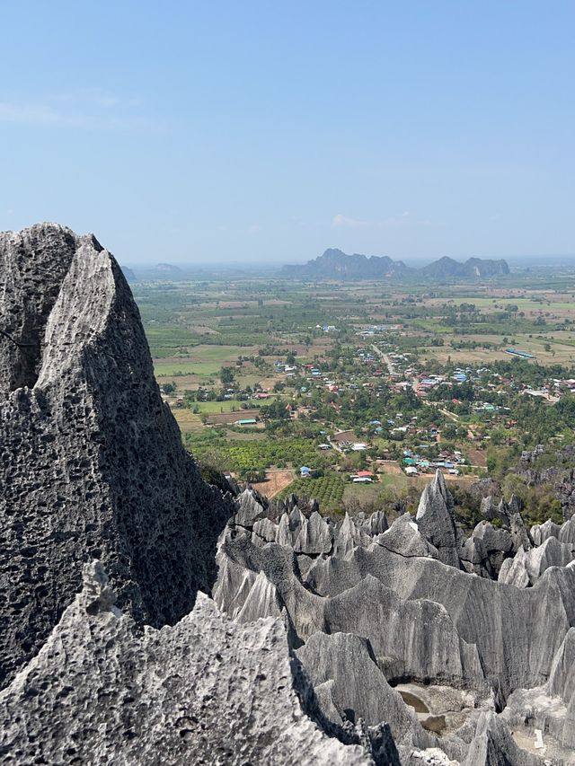 พิชิตอัญมณีแห่งบ้านมุง เขาล่องเรือตาหมื่น