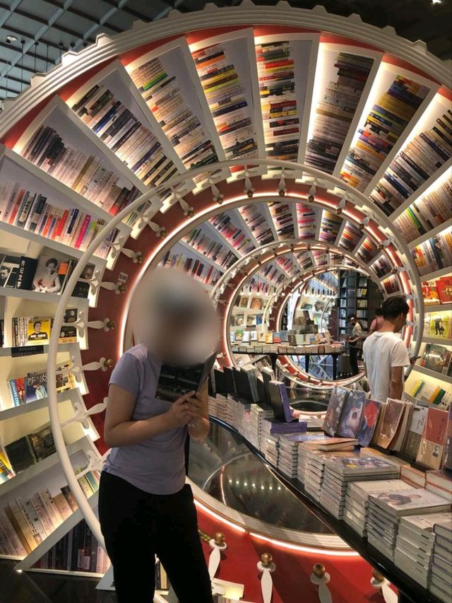 多角度,細緻地看清楚【鍾書閣】