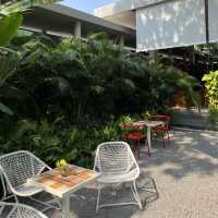 เวลาแห่งความสุขที่ The Standard Hua Hin