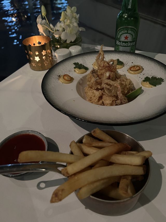 방콕에서 빠지지 않는 핫한 레스토랑 Sala rattanakosin🍴