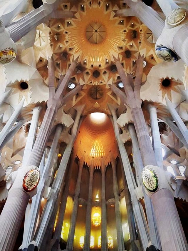 幾何夢幻世界～Sagrada Família