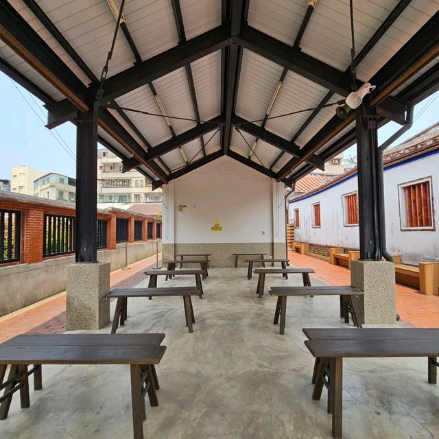 Fongyi Academy Fongyi Academy