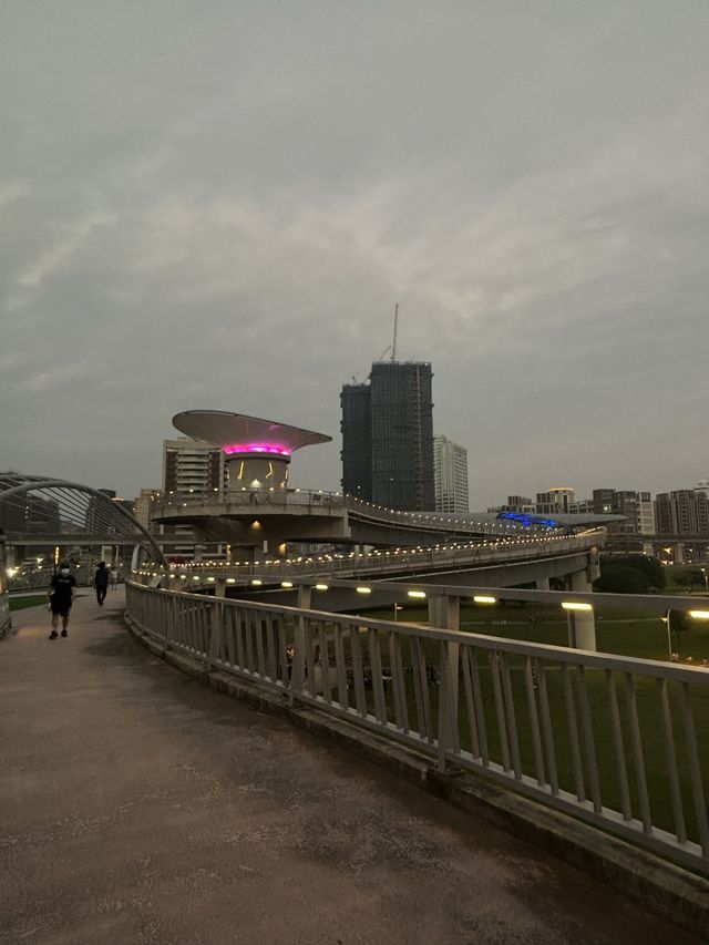 ไปพักผ่อนใจ ถ่ายรูปสวย ๆ ที่ New Taipei Park กัน