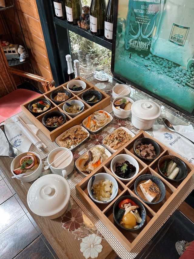  南投民宿/海拔1700公尺歐式鄉村木屋