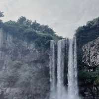 裏見瀑布 🌊🌳驚豔瀑布💦🏞️