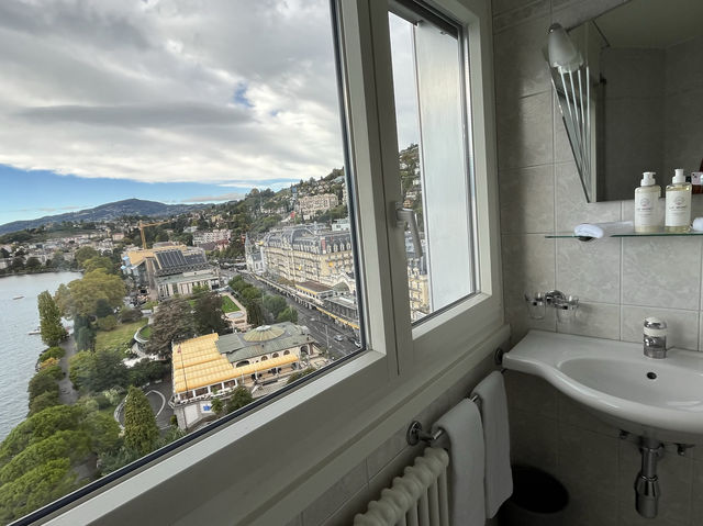 Panoramic Room at 16th with Lake Geneva View