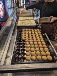 ร้านทาโกะยากิอร่อย ย่านโดทงโบริ Osaka