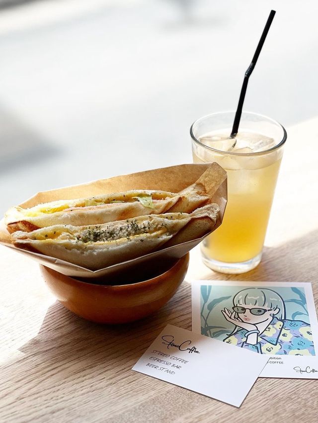 【福岡カフェ】スイーツからフードまで幅広くそろうカフェ