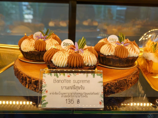 Siree Patisserie คาเฟ่ชิลๆ ติดริมแม่น้ำ