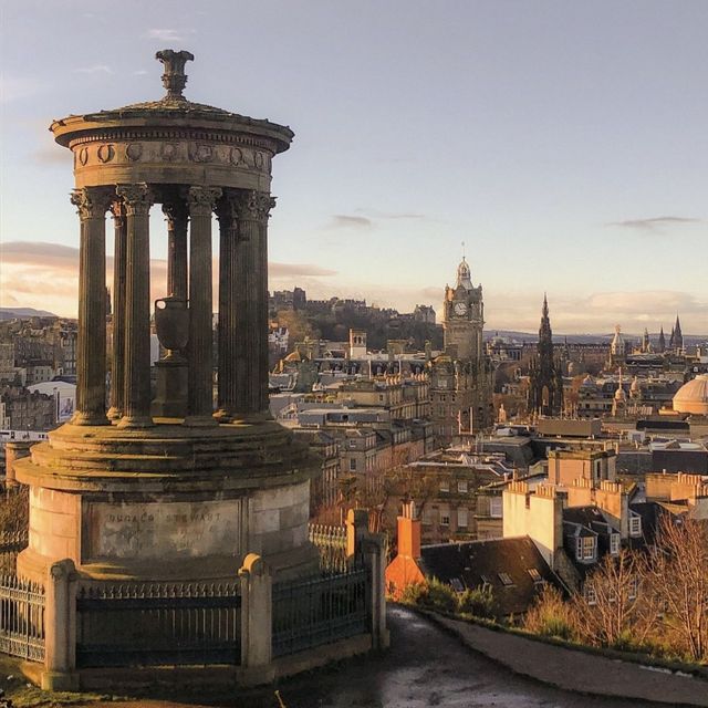 【愛丁堡必打卡】卡爾頓山：俯瞰整個愛丁堡，新城、舊城及皇宮都一覽無遺