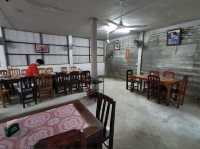 “ร้านลาบลุงรบ” ร้านอร่อยใกล้วัดพระนั่งดิน