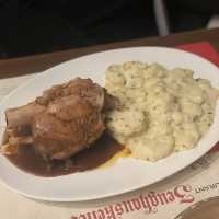 瑞士人氣必食軍火庫餐廳
