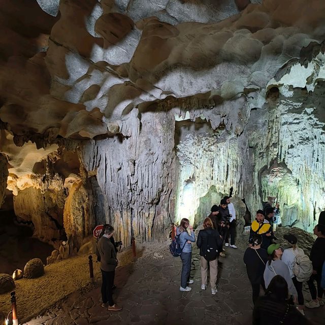 The Beauty Of SungSot Cave