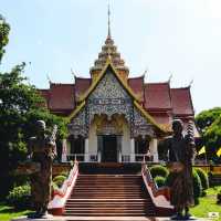 วัดพระพุทธบาทตากผ้า  จ.ลำพูน