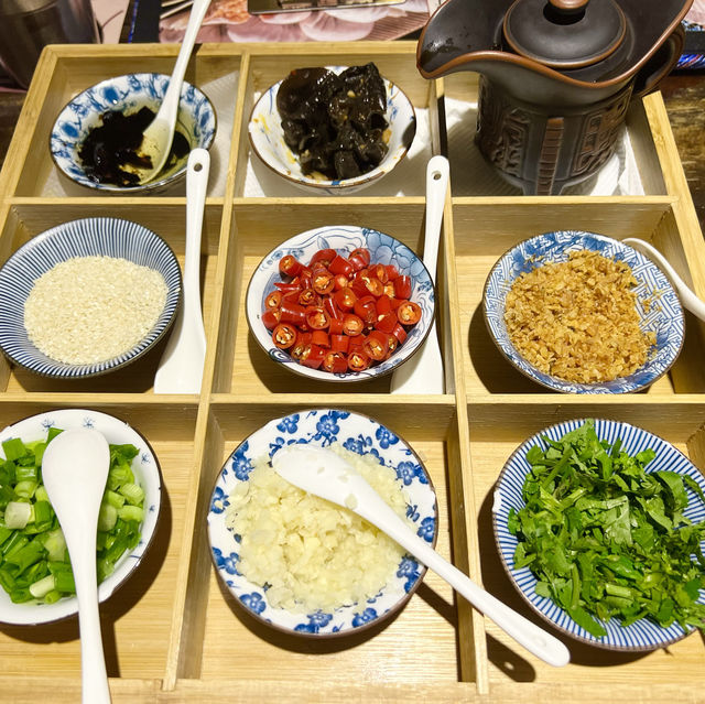高質宮廷風火鍋店