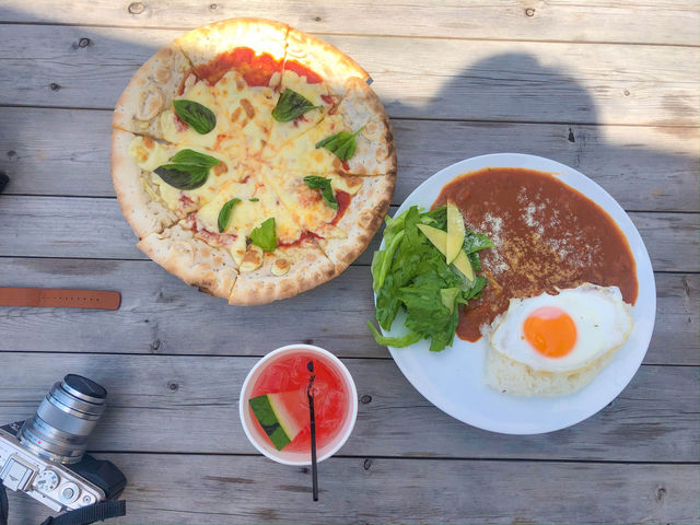 葉山のテラスカフェ　under the palmo