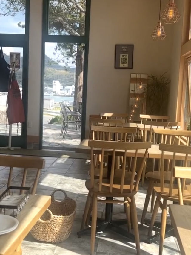 【福岡カフェ】糸島の海を見ながらランチやスイーツを食べられるお店✨