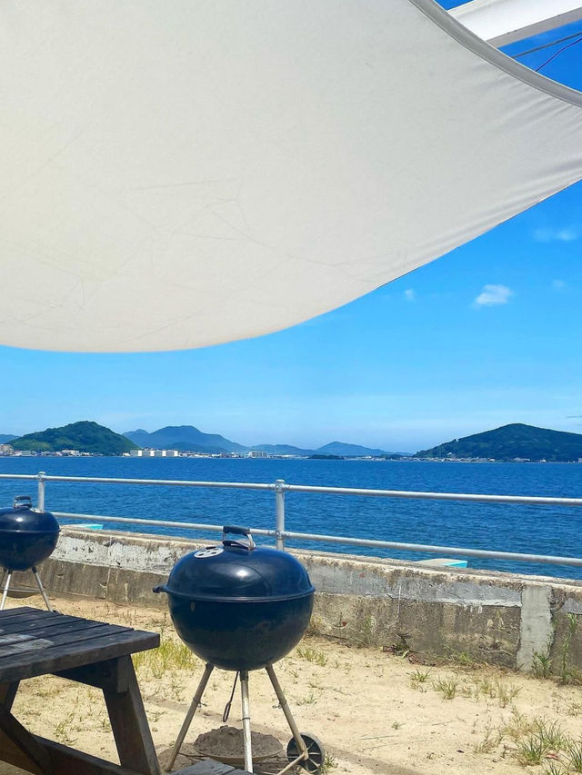 【福岡グルメ】目の前は真っ青な海と空！開放的な気分でBBQ