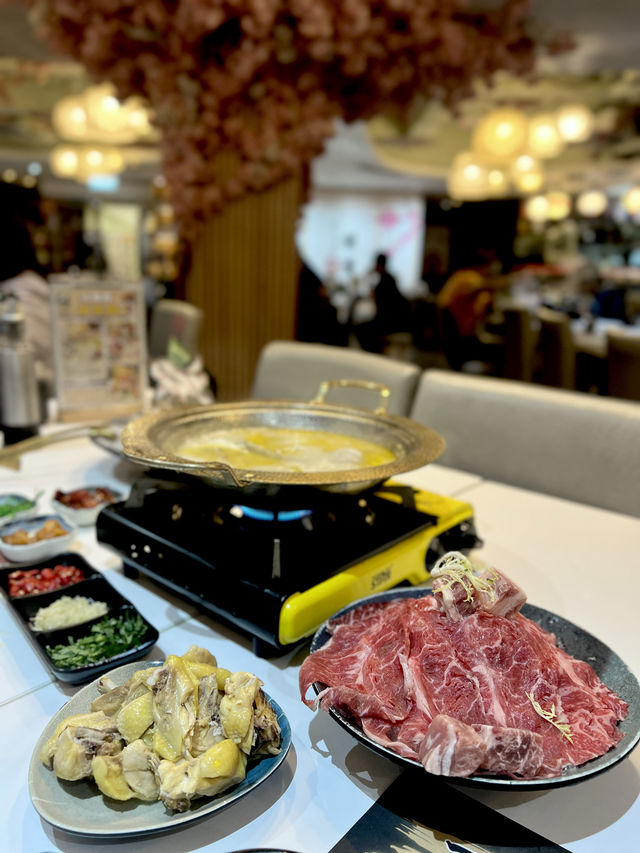  $298/位 無限時無飲任食火鍋