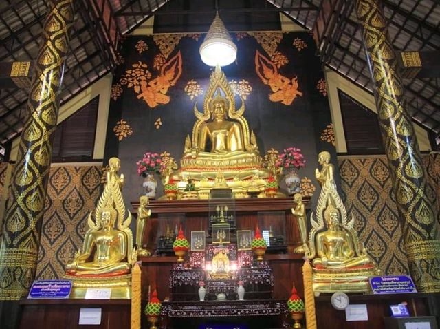 เที่ยววัดเขาบรรจบ เดินผ่านประตูสวรรค์