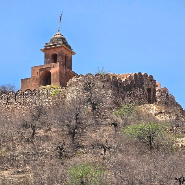 Panna Meena ka Kund