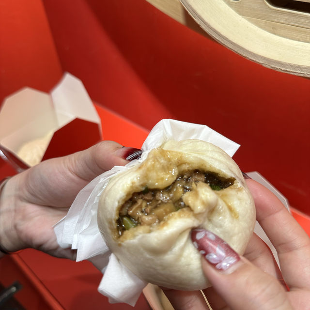 現嗌現包現蒸．全港唯一．醬肉包登陸旺角