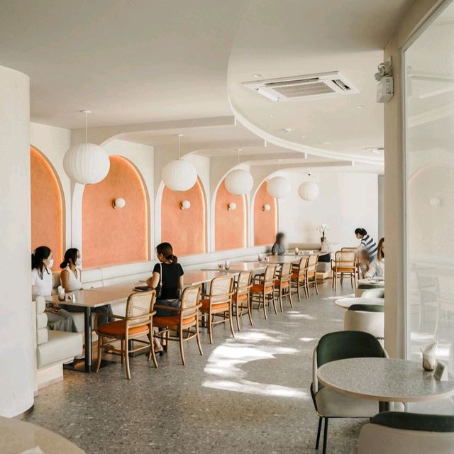 Praline Dining Room ถนนพรานนก - กาญจนาภิเษก
