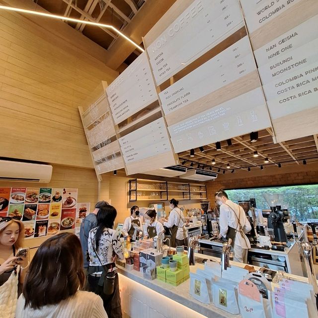 NANA Coffee Roasters @ Ari, Bangkok