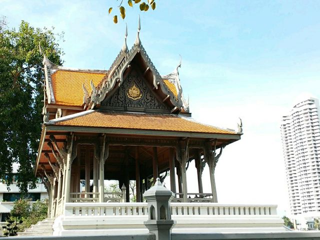 สวนสันติชัยปราการ สวนสวยริมเจ้าพระยา