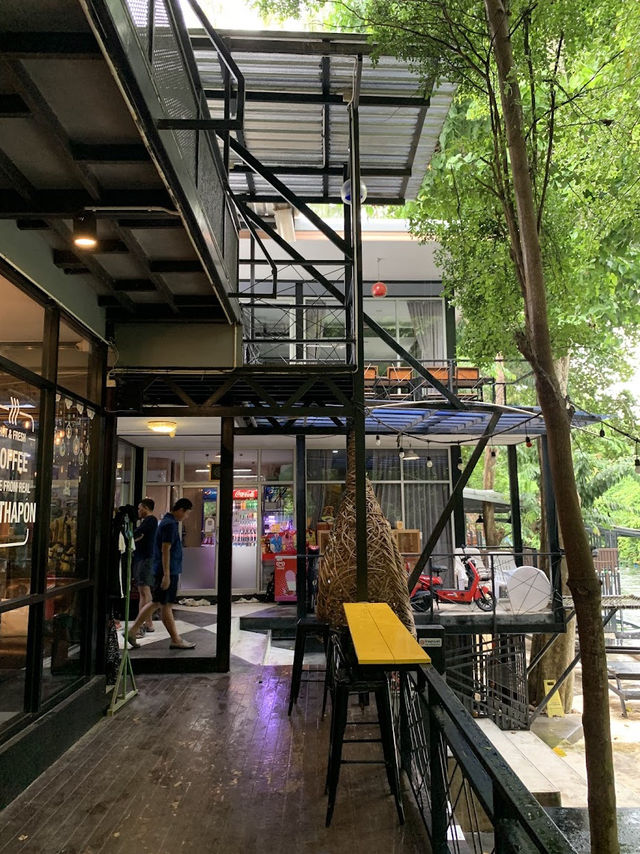 🛖 ณัฐพล รีสอร์ท แก่งกระจาน 