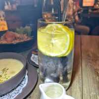 上環新發現！獨特裝潢配上美食，打卡一流！