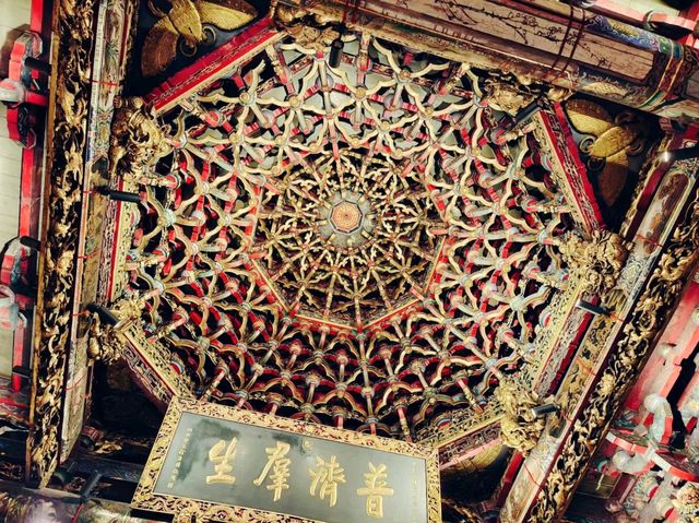 龍山寺週遭流竄