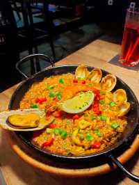 La Bodega: A Great Spot for Drinks and Spanish Seafood Paella