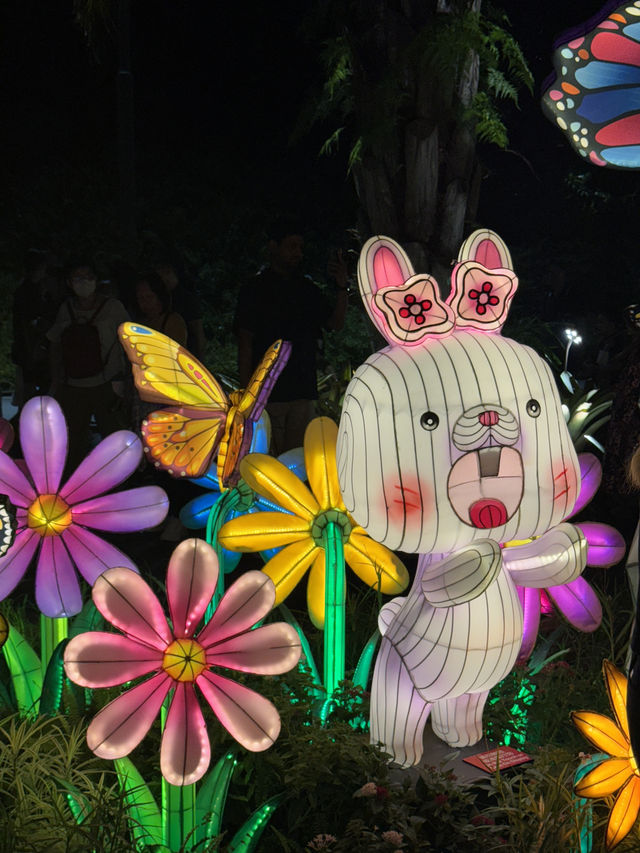 🇸🇬Spent an amazing night at Mid-Autumn Festival at GBTB Singapore 
