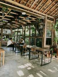 Bron Bali Cafe