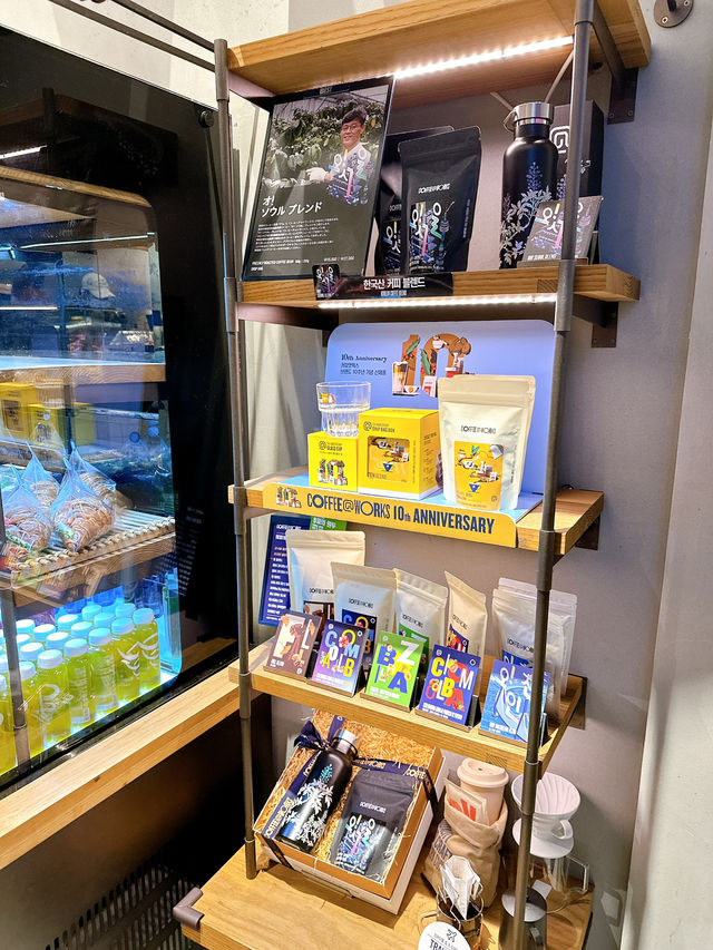 【韓国/ソウル】24時間🈺飛行機乗る時にいつでも買えちゃうカフェ