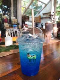คาเฟ่ในฟาร์มแกะ Good Vibes 
