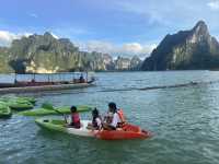 ล่องเรือเที่ยวเขื่อนเชี่ยวหลาน