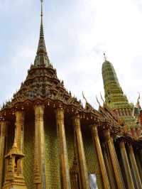 เที่ยวพระบรมมหาราชวัง & วัดพระแก้ว