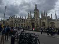 Punting Through the Knowledge Town: Discovering Cambridge’s Charm