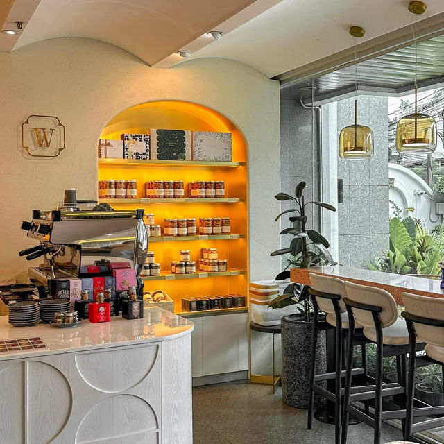  Wondering Cafe & Bakeshop