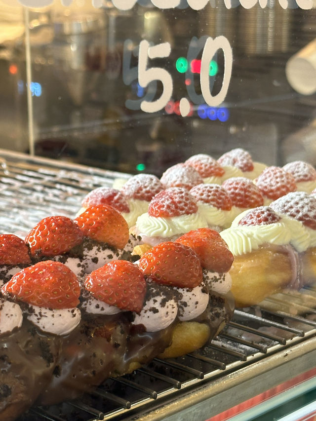 잠실에 힙한 꽈배기 맛집은 여기🧡