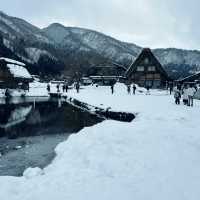 Dreamy snow village in Japan - Shirakawago 