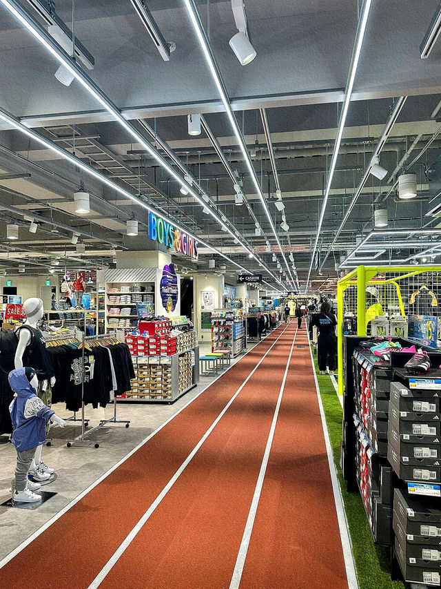 探索福岡博多運河城：購物與娛樂的綜合天地🛍️🎉