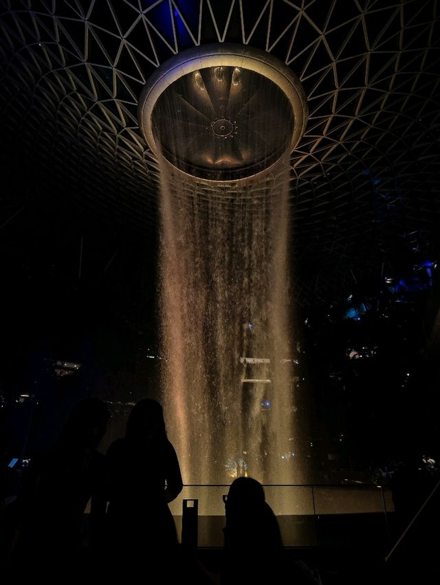 Snap Away at Jewel Rain Vortex